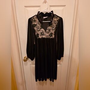 Umgee Brown Velvet Top with Metallic Beige Embroidered Accents